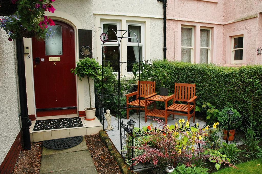 Pitreavie Guest House Дънфърмлин Екстериор снимка